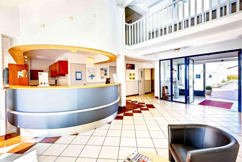 Ibis Budget Agen Exterior foto